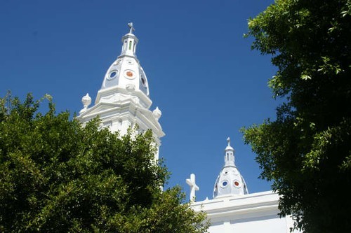 Ponce Cathedral.JPG © Ian & Andrea Treleaven